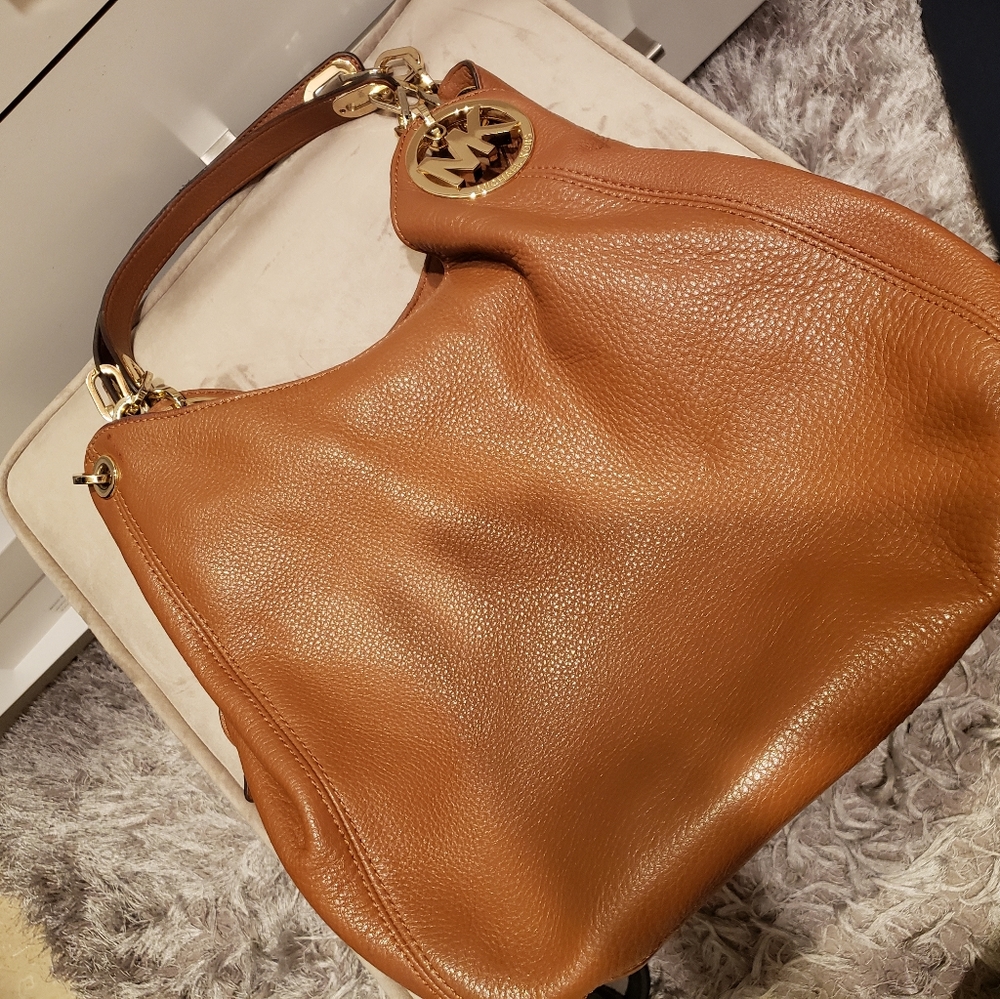 Authentic leather Michael kors Hobo